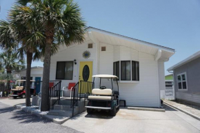 Venture Out 163 Gulf Loop 3bd 2ba WITH GOLF CART